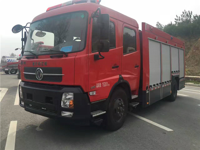 東風(fēng)天錦7噸泡沫消防車(chē)(國(guó)五)|電廠(chǎng)專(zhuān)用消防車(chē)|石化石油廠(chǎng)區(qū)消防車(chē)價(jià)格廠(chǎng)家直銷(xiāo)15271311188