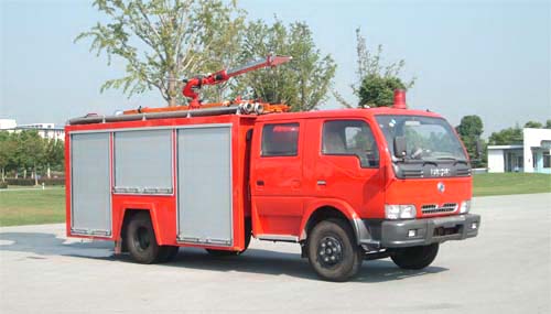 東風(fēng)多利卡水罐消防車3-4噸